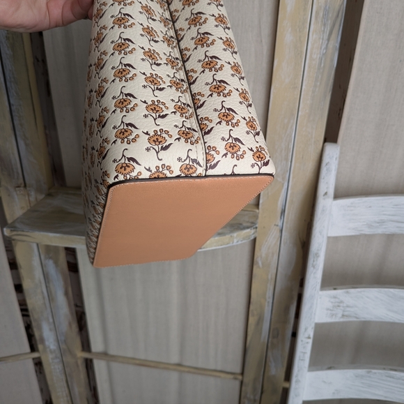 Tory Burch Blake handbag NWT - Picture 2 of 16